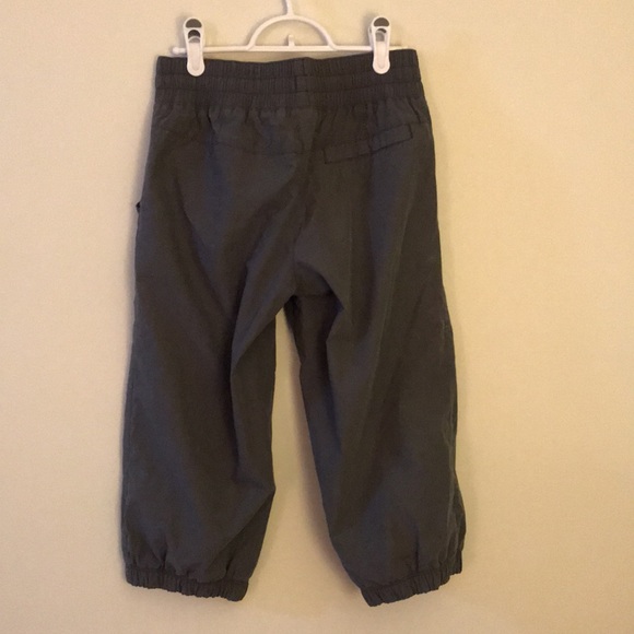Nike cropped pants size XS - Picture 2 of 7